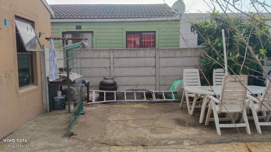 2 Bedroom Property for Sale in Bernadino Heights Western Cape